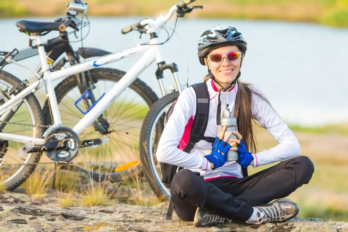 can a woman ride a 24 inch bike
