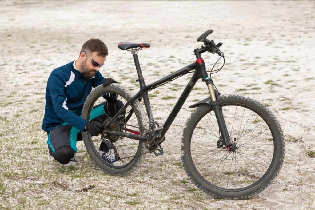 11 Reasons As to Why Does My Bike Tire Keep Going Flat Riders On Wheels