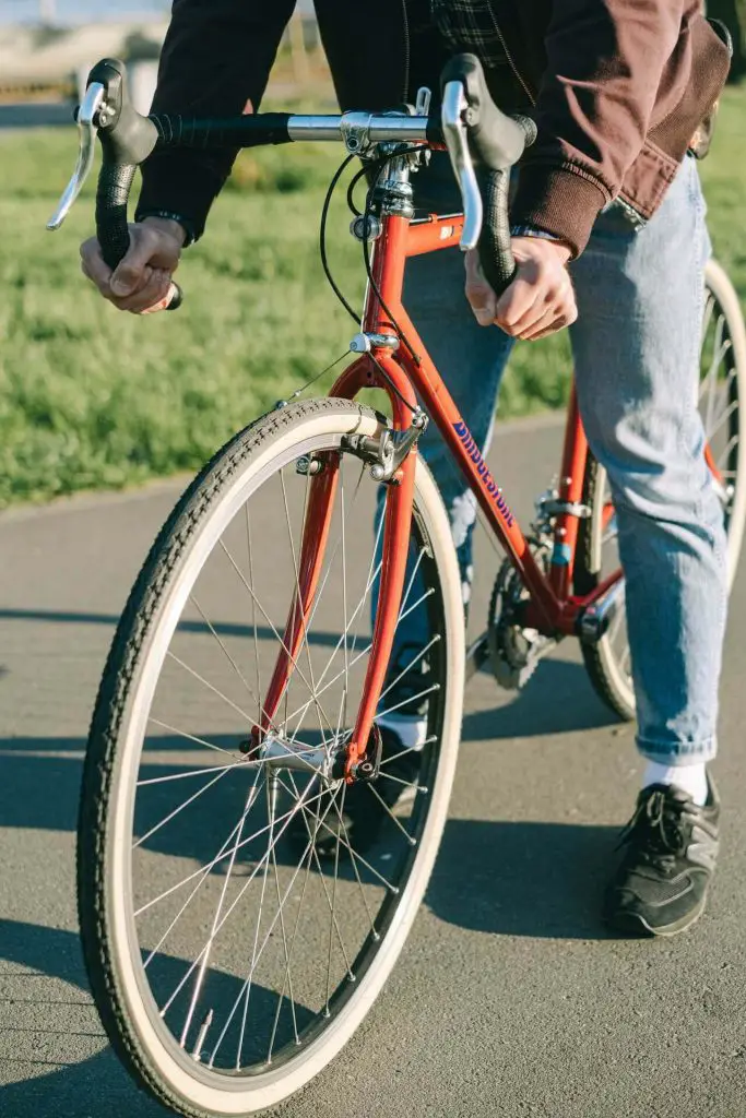 Best road bikes under 300